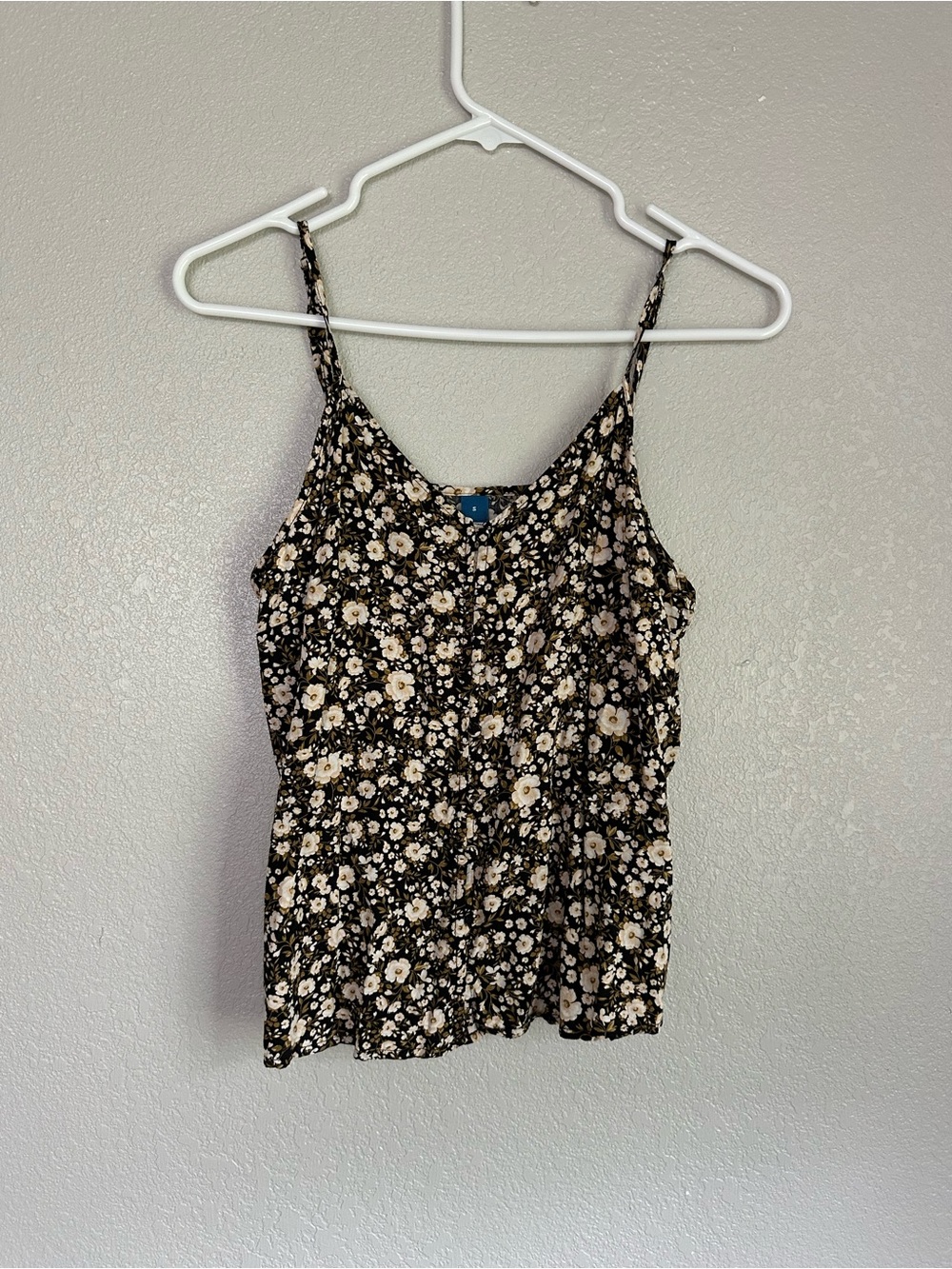 Old Navy Black Floral Boho Spaghetti Strap Tank Top Blouse